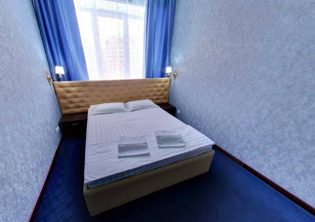 Номер стандарт с 1 двуспальной кроватью